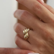Load image into Gallery viewer, 14K Gold Geometric Croissant Ring, Retro Gold Ring, Everyday Jewelry, Mother's Day, Birthday Gift, Simple Gold Ring, Gift for Her, Rose Gold