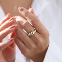 Load image into Gallery viewer, 14K Gold Thick Croissant Dome Ring, Twist Ring, Minimalist Fine Jewelry, Gift for Her, Statement Ring, Dome Ring, Everyday Gold Jewelry