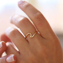 Load image into Gallery viewer, Gold Wave Ring, Dainty Gold Ring, Gift for Her, Valentine's Day, Love Ring, Pretzel, Bow, Minimal Gold Jewelry, Stacking Ring, Zigzag
