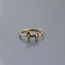 Load image into Gallery viewer, Gold Horse Ring, Minimal Stackable Ring, Equestrian, Everyday Jewelry, Mother's Day, Birthday, Astrology, Crab Ring, Gift for Her, 14K