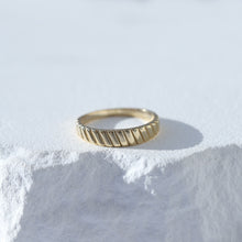 Load image into Gallery viewer, Solid Gold Serrated Ring, 4mm Wedding Band, Solid 14K Gold, Lined Ring, Handmade, Unisex Ring, Dome Ring, Gold Stacking Ring, Minimal
