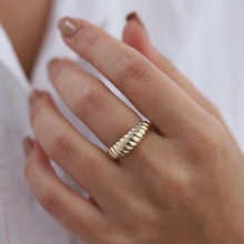 Load image into Gallery viewer, 14K Gold Thick Croissant Dome Ring, Twist Ring, Minimalist Fine Jewelry, Gift for Her, Statement Ring, Dome Ring, Everyday Gold Jewelry