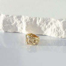 Load image into Gallery viewer, Thick Chain Ring, 14K Gold, Chunky Curb Chain, Cuban Link, Minimalist Jewelry, Gift for Her, Everyday Jewelry, Statement Piece, Thick Ring