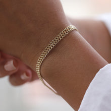 Load image into Gallery viewer, 14K Gold 4.8mm Double Curb Chain Bracelet, Thin Vienna Chain Bracelet, Armoured Chain, Everyday Gold Jewelry, Minimal Jewelry, Stacking