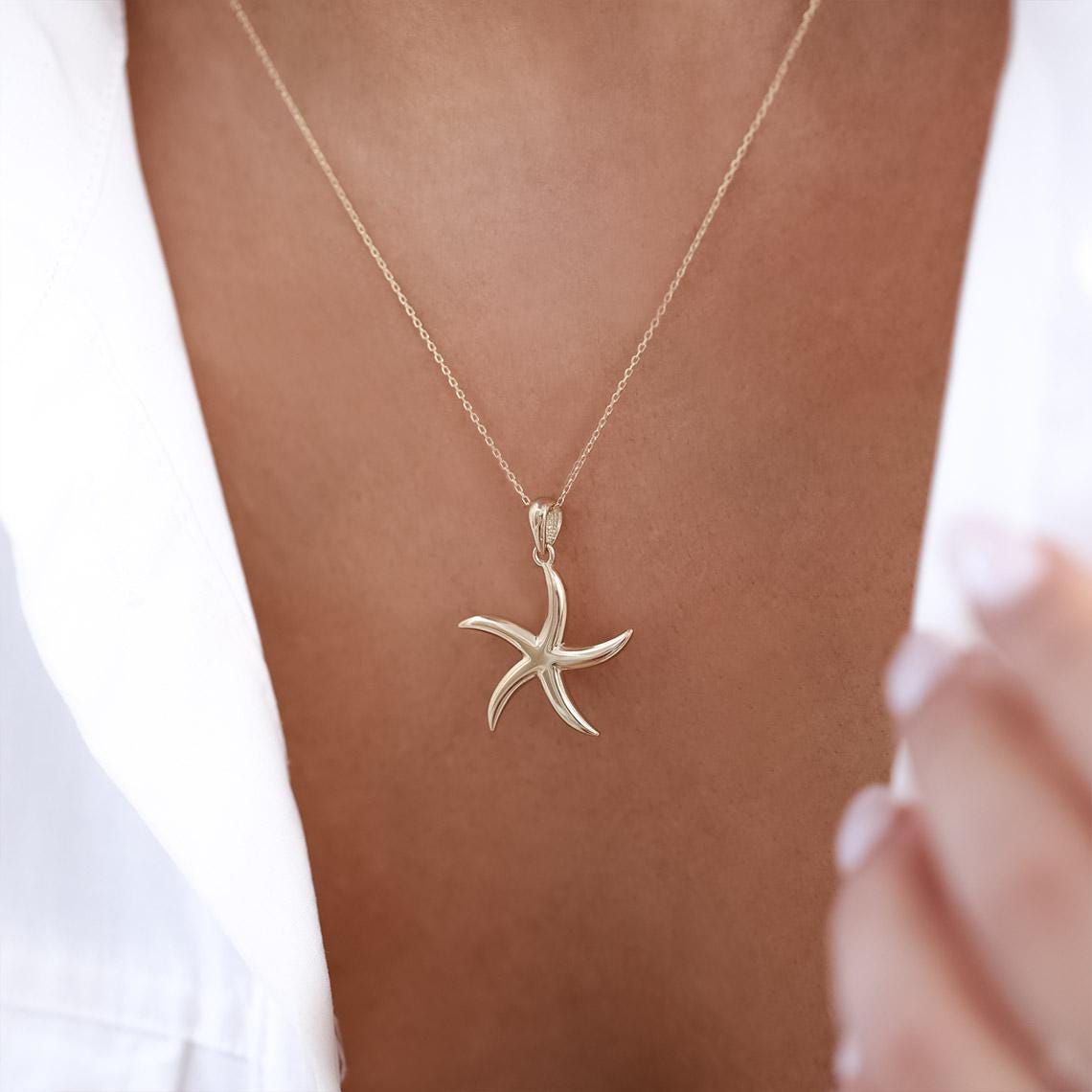 14k Gold Starfish Necklace, Solid Gold Starfish Charm Pendant