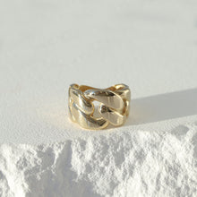 Load image into Gallery viewer, Thick Chain Ring, 14K Gold, Chunky Curb Chain, Cuban Link, Minimalist Jewelry, Gift for Her, Everyday Jewelry, Statement Piece, Thick Ring