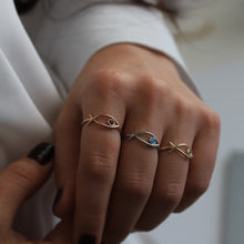 Load image into Gallery viewer, 14K Gold Fish Ring, Minimal Everyday Jewelry, Dainty Gold Stacking Ring, Good Luck, Gift for Her, Marine Jewelry, Summer Accessories,