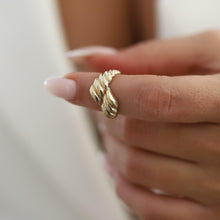 Load image into Gallery viewer, 14K Gold Geometric Croissant Ring, Retro Gold Ring, Everyday Jewelry, Mother's Day, Birthday Gift, Simple Gold Ring, Gift for Her, Rose Gold
