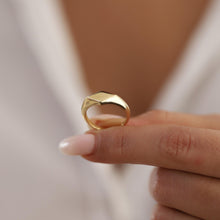 Load image into Gallery viewer, Diamond Signet Ring, Real 14k Gold, Stacking Jewelry, Unisex Jewelry, Pinky Ring, Retro Ring, Birthday Gift, Valentine's Gift, Rose Gold