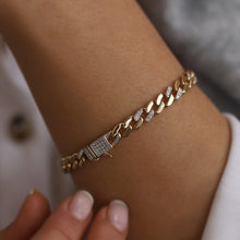 Load image into Gallery viewer, Diamond Curb Chain Bracelet