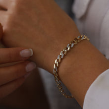 Load image into Gallery viewer, Diamond Curb Chain Bracelet