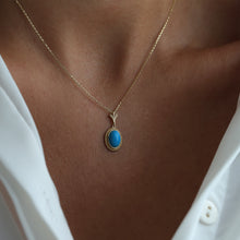 Load image into Gallery viewer, Turquoise Pendant Necklace
