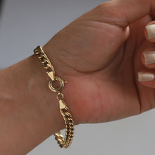 Load image into Gallery viewer, Chunky 5mm Curb Chain Bracelet