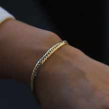Load image into Gallery viewer, Herringbone Chain Bracelet