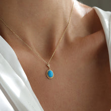 Load image into Gallery viewer, Turquoise Pendant Necklace