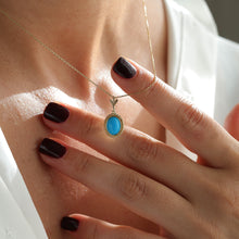 Load image into Gallery viewer, Turquoise Pendant Necklace