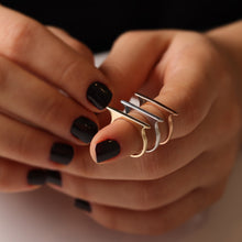 Load image into Gallery viewer, Rectangle Bar Ring