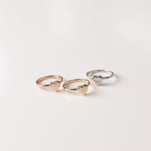 Load image into Gallery viewer, Solitaire Heart Stackable Ring