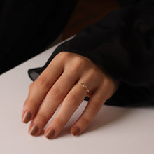 Load image into Gallery viewer, Mini Solitare Heart Stackable Ring