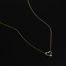 Load image into Gallery viewer, Open Heart Necklace