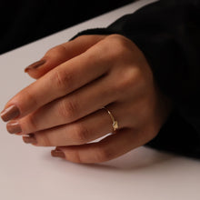 Load image into Gallery viewer, Mini Solitare Heart Stackable Ring