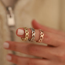 Load image into Gallery viewer, Gold Curb Chain Ring