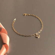 Load image into Gallery viewer, Eyelash Charm Bracelet