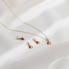 Load image into Gallery viewer, Ladybug Pendant Necklace