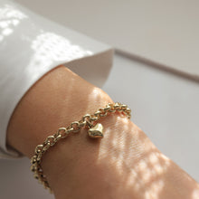 Load image into Gallery viewer, Heart Charm Bracelet