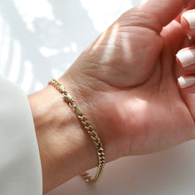 Load image into Gallery viewer, Curb Chain Bracelet 3mm