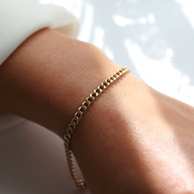 Load image into Gallery viewer, Curb Chain Bracelet 3mm