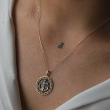 Load image into Gallery viewer, Anchor Medallion Necklace