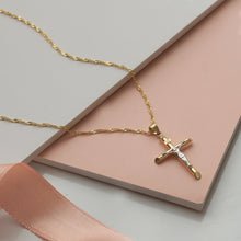 Load image into Gallery viewer, Cross Pendant Necklace on Singapore Chain