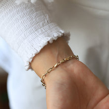 Load image into Gallery viewer, Medium Staple Chain Bracelet