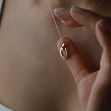 Load image into Gallery viewer, Mother Daughter Necklace