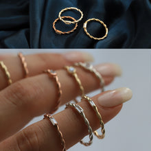 Load image into Gallery viewer, Baguette Rope Diamond Ring