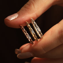 Load image into Gallery viewer, Baguette Rope Diamond Ring