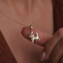 Load image into Gallery viewer, Cat Pendant Necklace