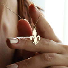 Load image into Gallery viewer, Fleur de Lys Pendant Necklace