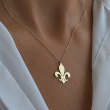 Load image into Gallery viewer, Fleur de Lys Pendant Necklace