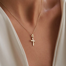 Load image into Gallery viewer, Simple Cross Necklace
