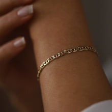 Load image into Gallery viewer, Chunky Mariner Chain Bracelet (4mm)