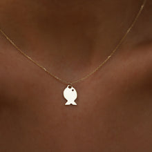 Load image into Gallery viewer, Dainty Gold Fish Necklace