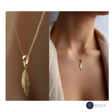Load image into Gallery viewer, Feather Necklace