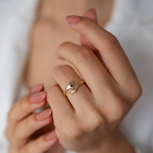 Load image into Gallery viewer, Love Ring