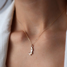 Load image into Gallery viewer, Mini Mermaid Necklace