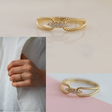 Load image into Gallery viewer, Double Stranded Diamond Ring