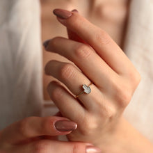 Load image into Gallery viewer, Diamond Hamsa Ring