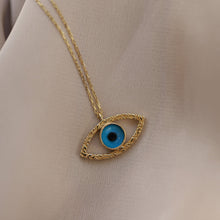 Load image into Gallery viewer, Antique Evil Eye Hammered Effect Pendant Necklace
