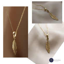 Load image into Gallery viewer, Feather Necklace